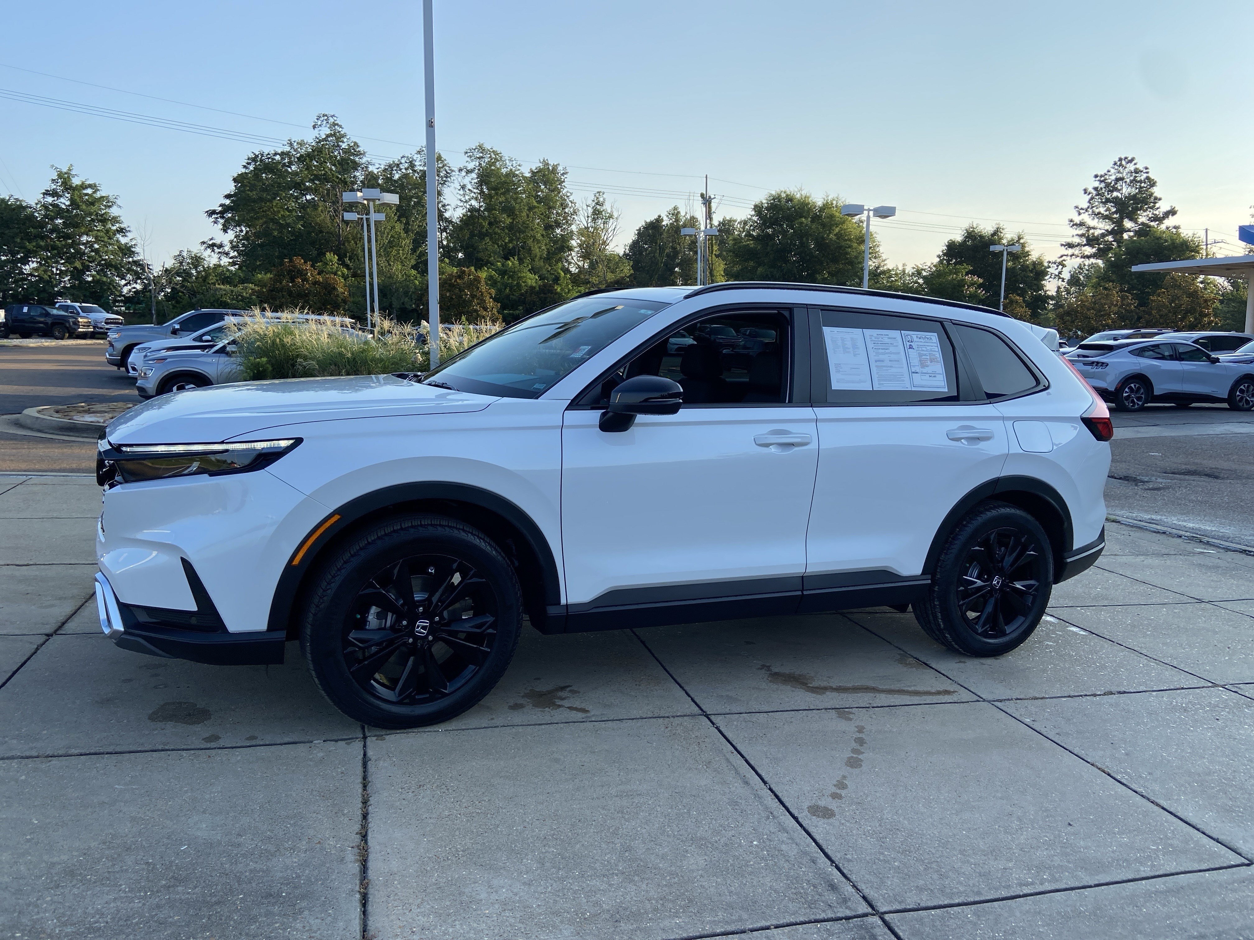 Used 2026 Platinum White Pearl Honda Sport Touring image 6