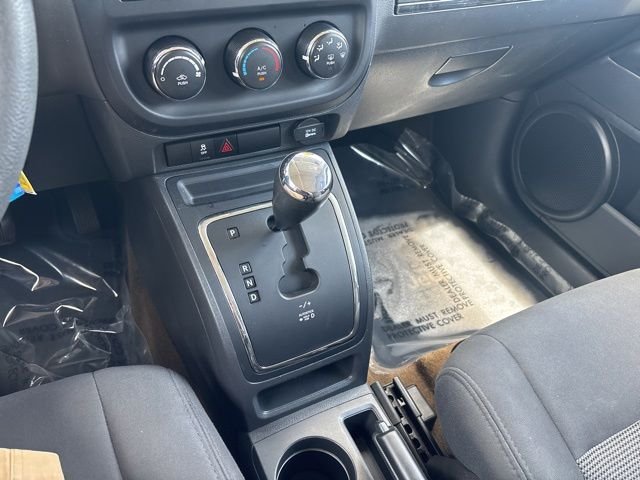 Used 2016 White Jeep Sport image 24