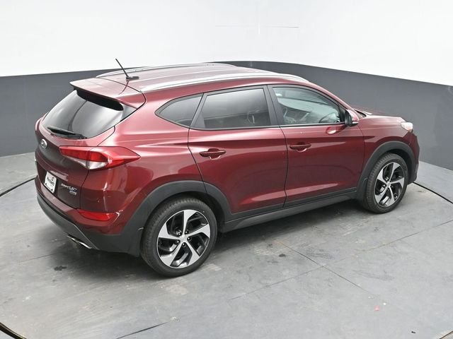 Used 2016 Red Hyundai Sport image 35