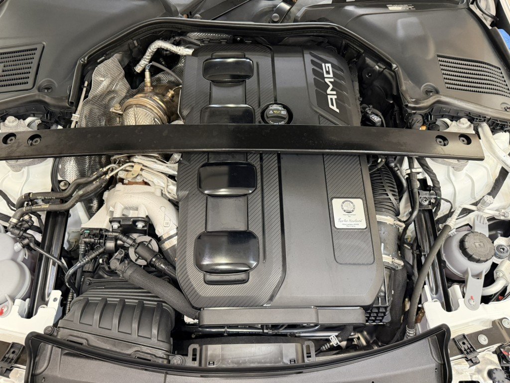 2025 Mercedes-Benz C-Class Sedan AMG C43 - Photo 27