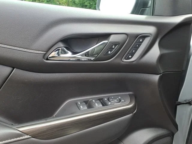 2023 GMC Acadia SLT - Photo 20