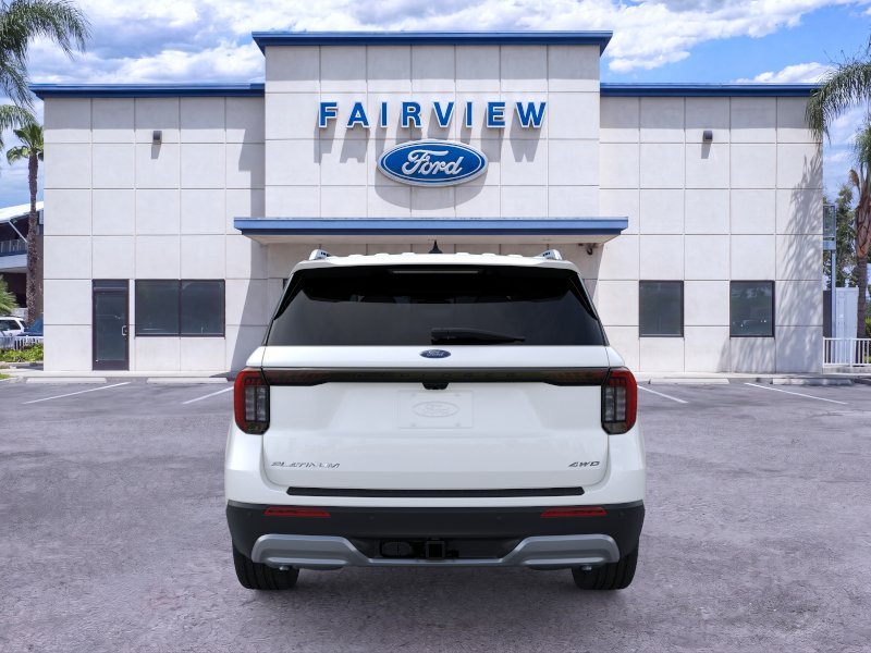 New 2026 Star White Metallic Tri-Coat Ford Platinum™ image 5