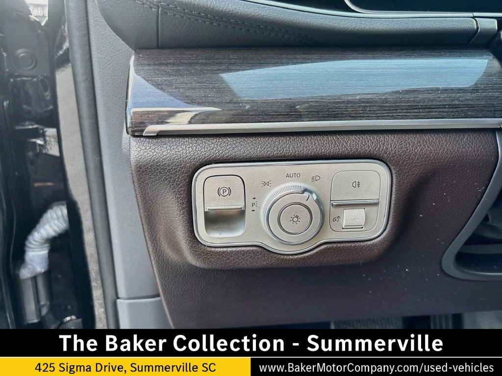 Used 2020 Black Mercedes-Benz GLS 450 image 40