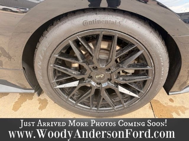 Used 2021 Shadow Black Ford GT Premium image 8