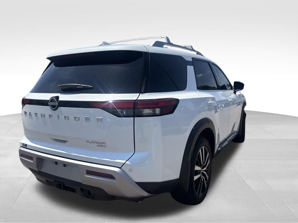 Used 2025 White Nissan Platinum image 13