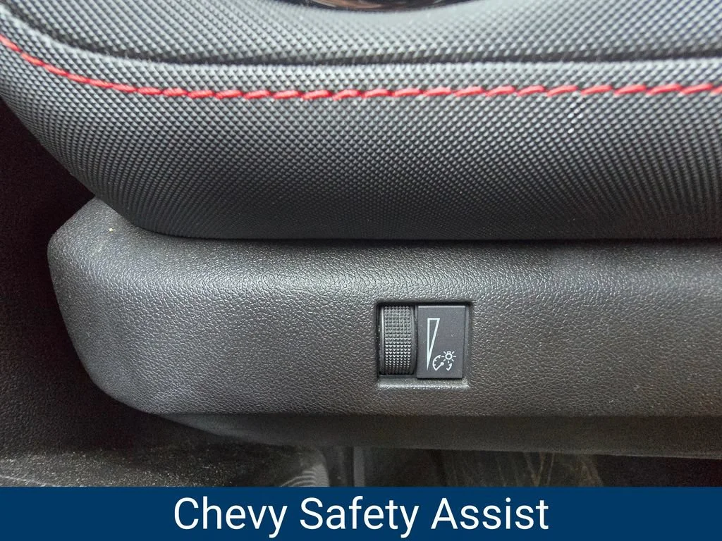 Used 2023 Summit White Chevrolet Z71 image 25