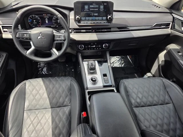 Certified Used 2024 White Mitsubishi  image 8