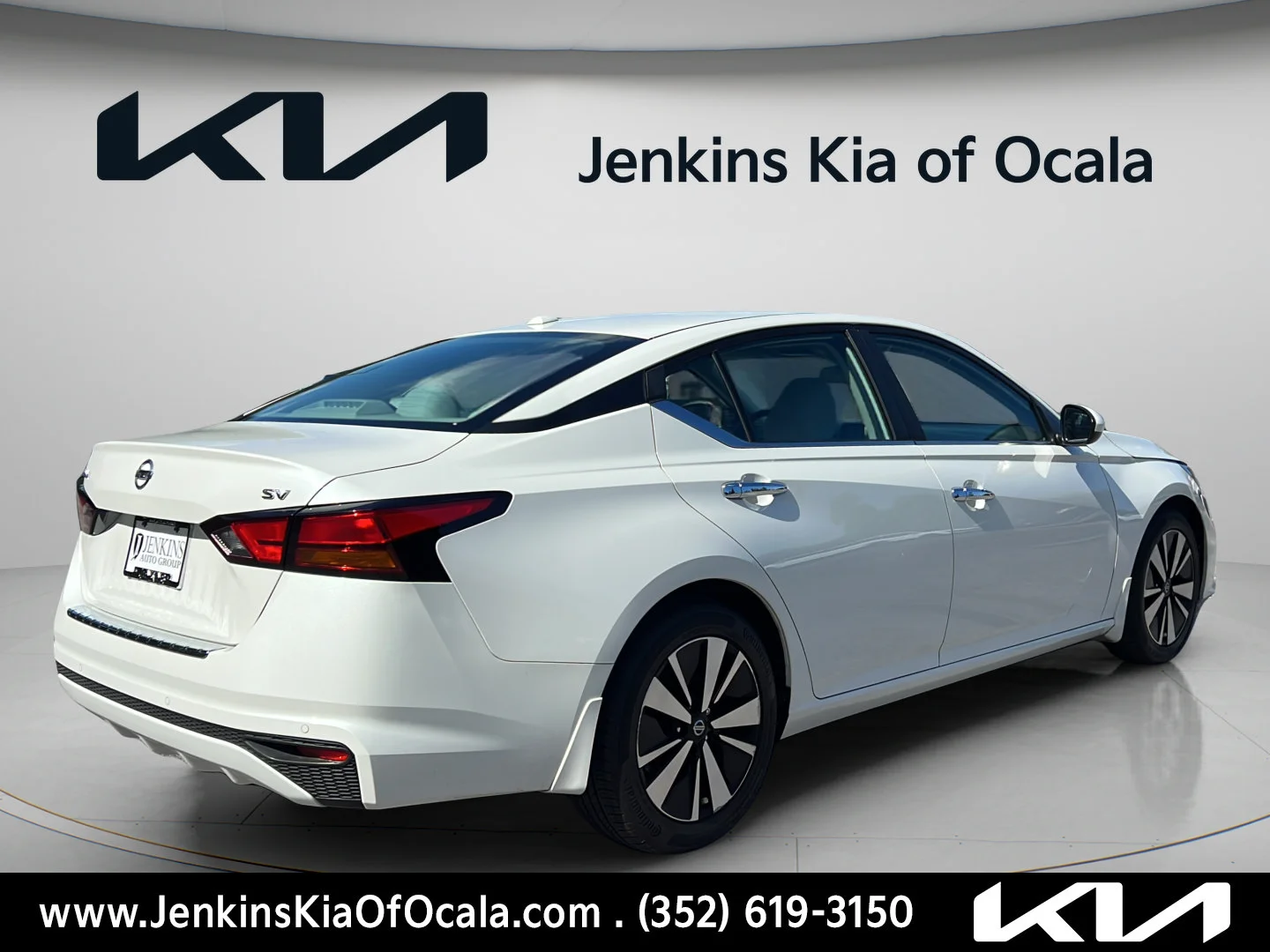Used 2021 Pearl White Tricoat Nissan 2.5 SV image 5