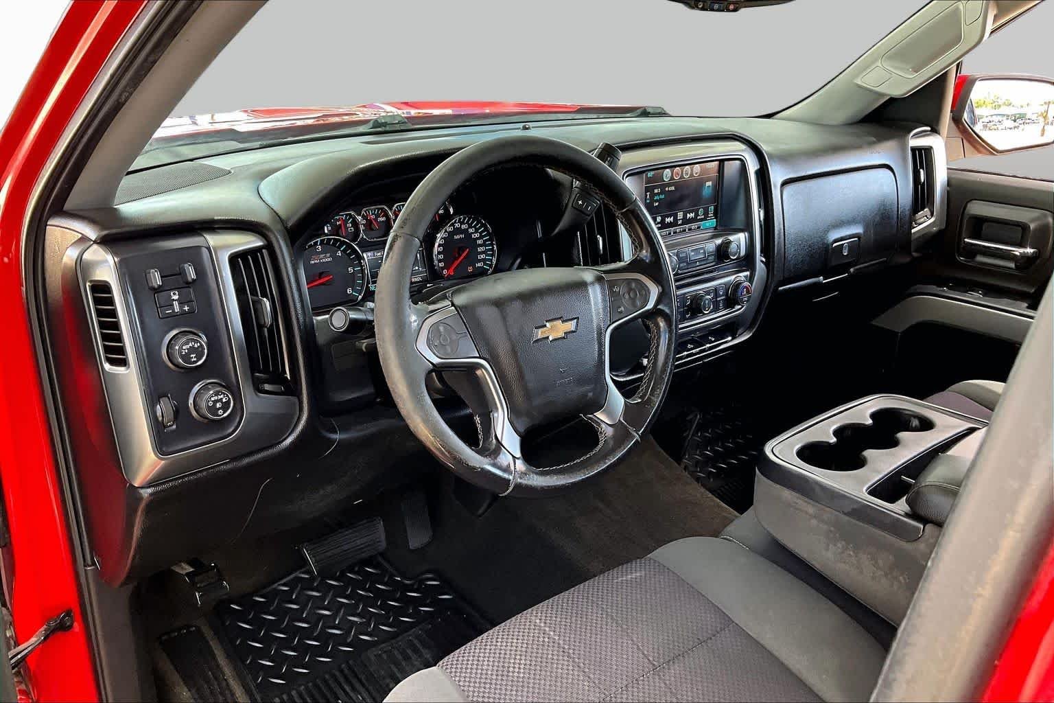 Used 2017 Red Hot Chevrolet LT image 17