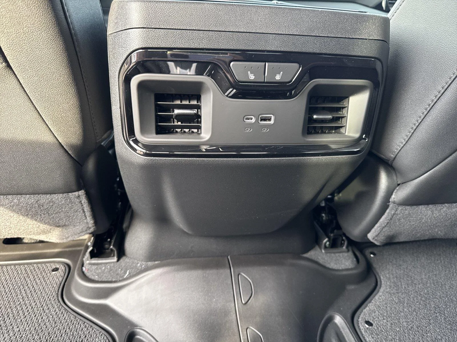 New 2026 Onyx Black GMC AT4 image 34