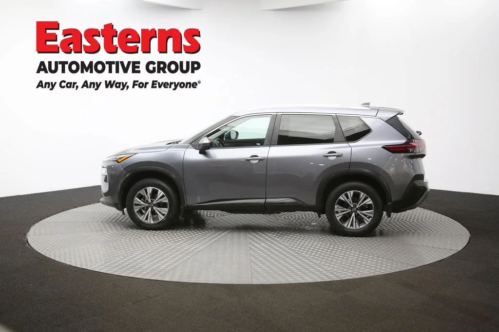 Used 2022 Gray Nissan SV image 59