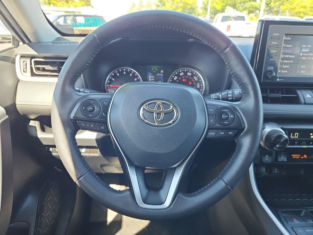 Used 2022 Silver Sky Metallic Toyota XLE image 14
