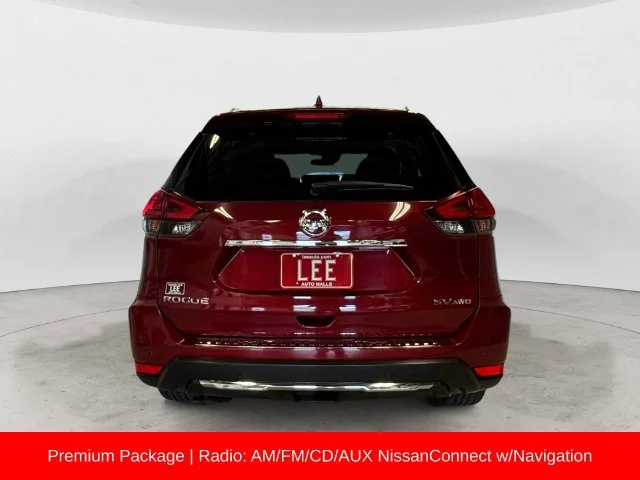 Used 2020 Red Nissan SV image 5