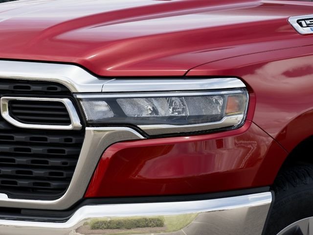 New 2026 Molten Red Pearl-Coat Exterior Paint RAM Tradesman image 10
