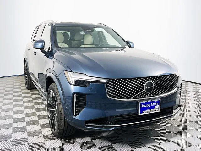 2026 Volvo XC90 T8 Recharge Plus Bright 7-Seat 4WD's photo