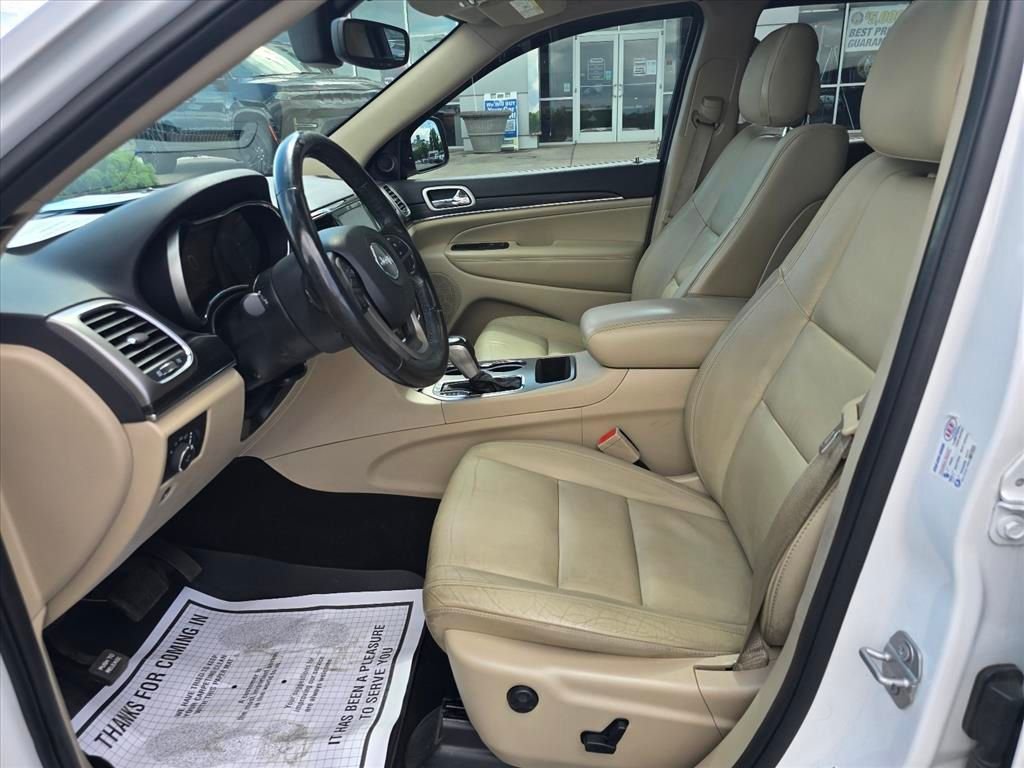 Used 2020 White Jeep Limited image 11