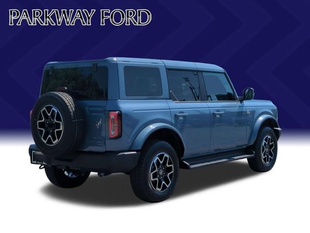 Used 2025 Gray Ford Outer Banks image 5