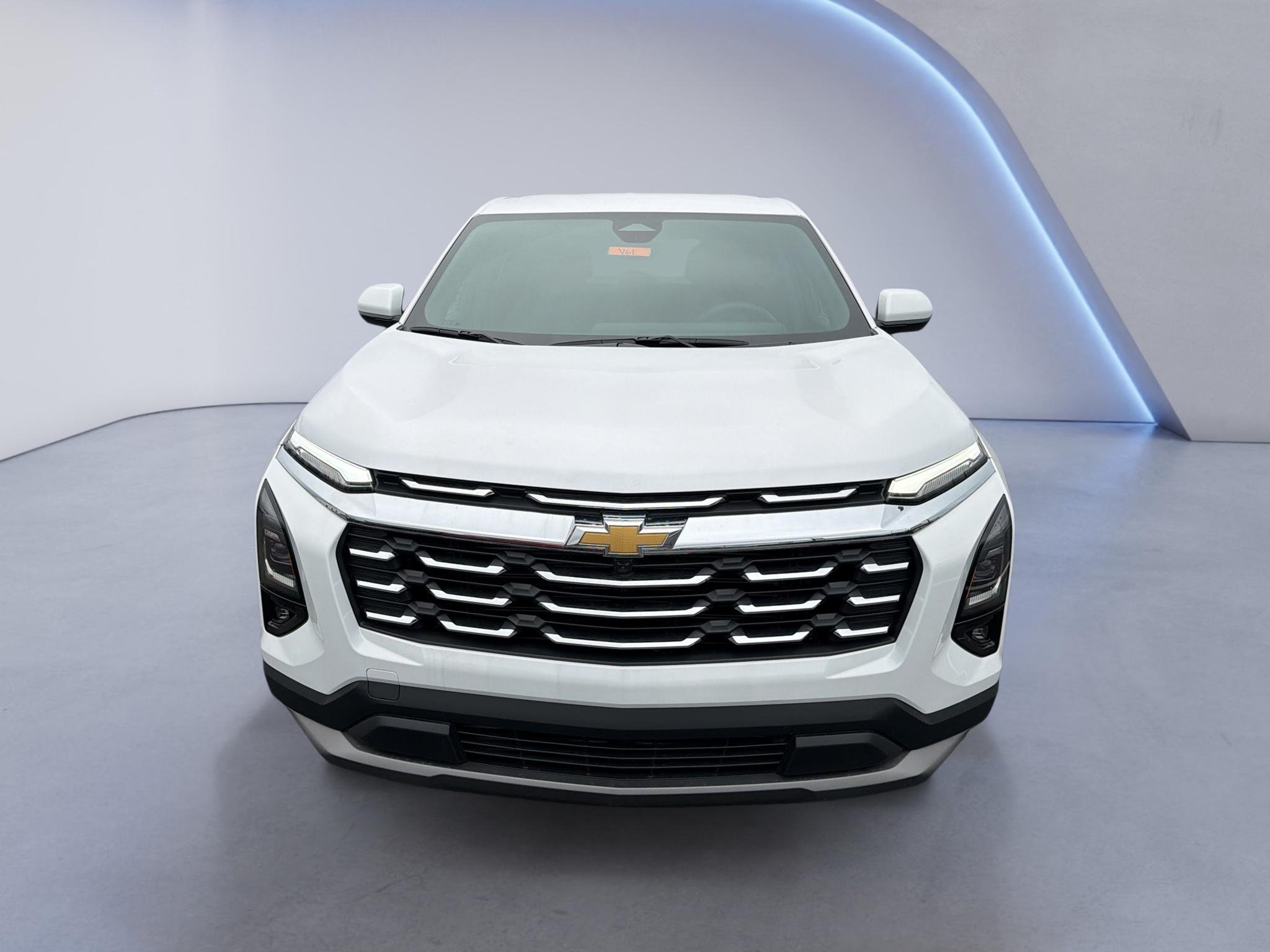 2027 Chevrolet Equinox LT - Photo 8