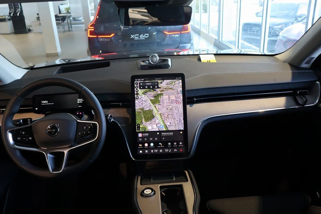 New 2025  Volvo Twin Motor Ultra image 14