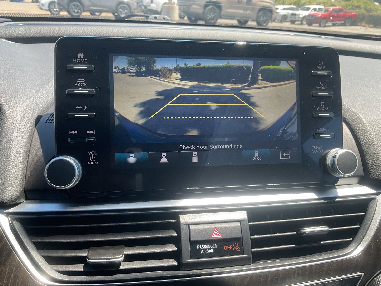 Used 2021 Crystal Black Pearl Honda Touring image 19