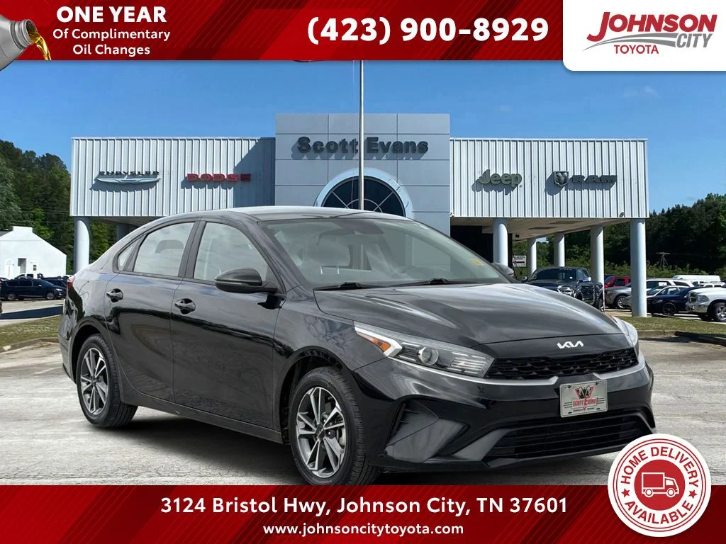Used 2023 Black Kia LXS image 1