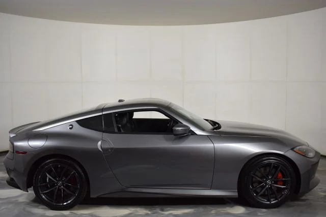 Used 2024 Gray Nissan Performance image 11