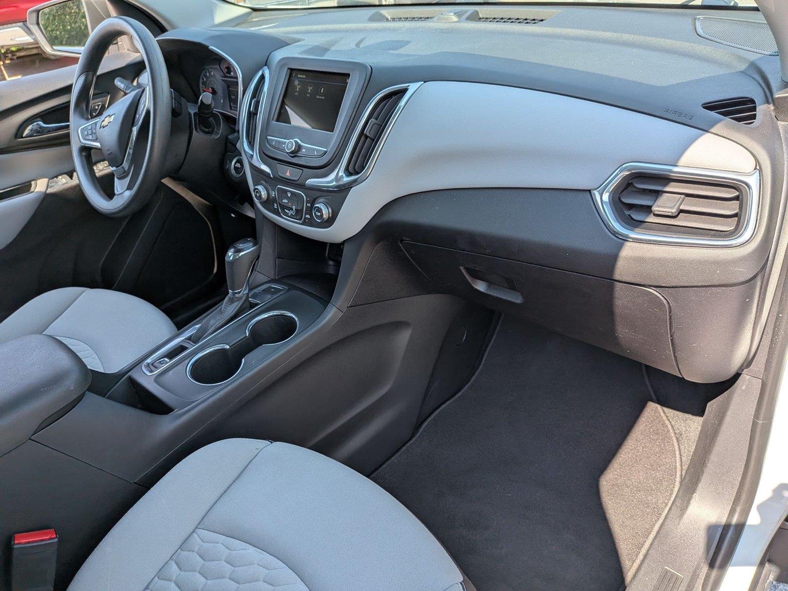 Used 2019 Summit White Chevrolet LS image 35