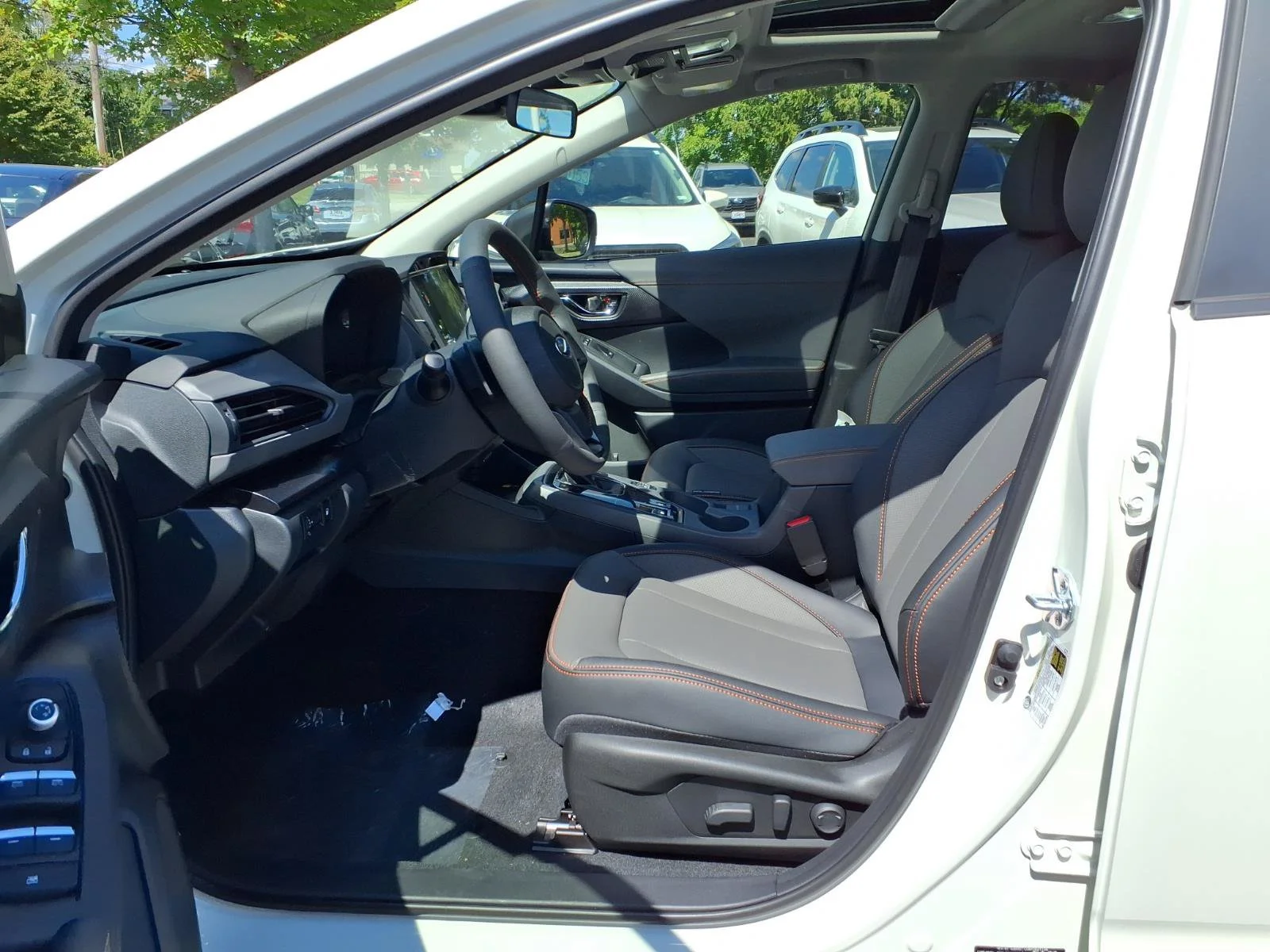 New 2026 CRYSTAL WHITE PEARL Subaru Limited Hybrid image 15
