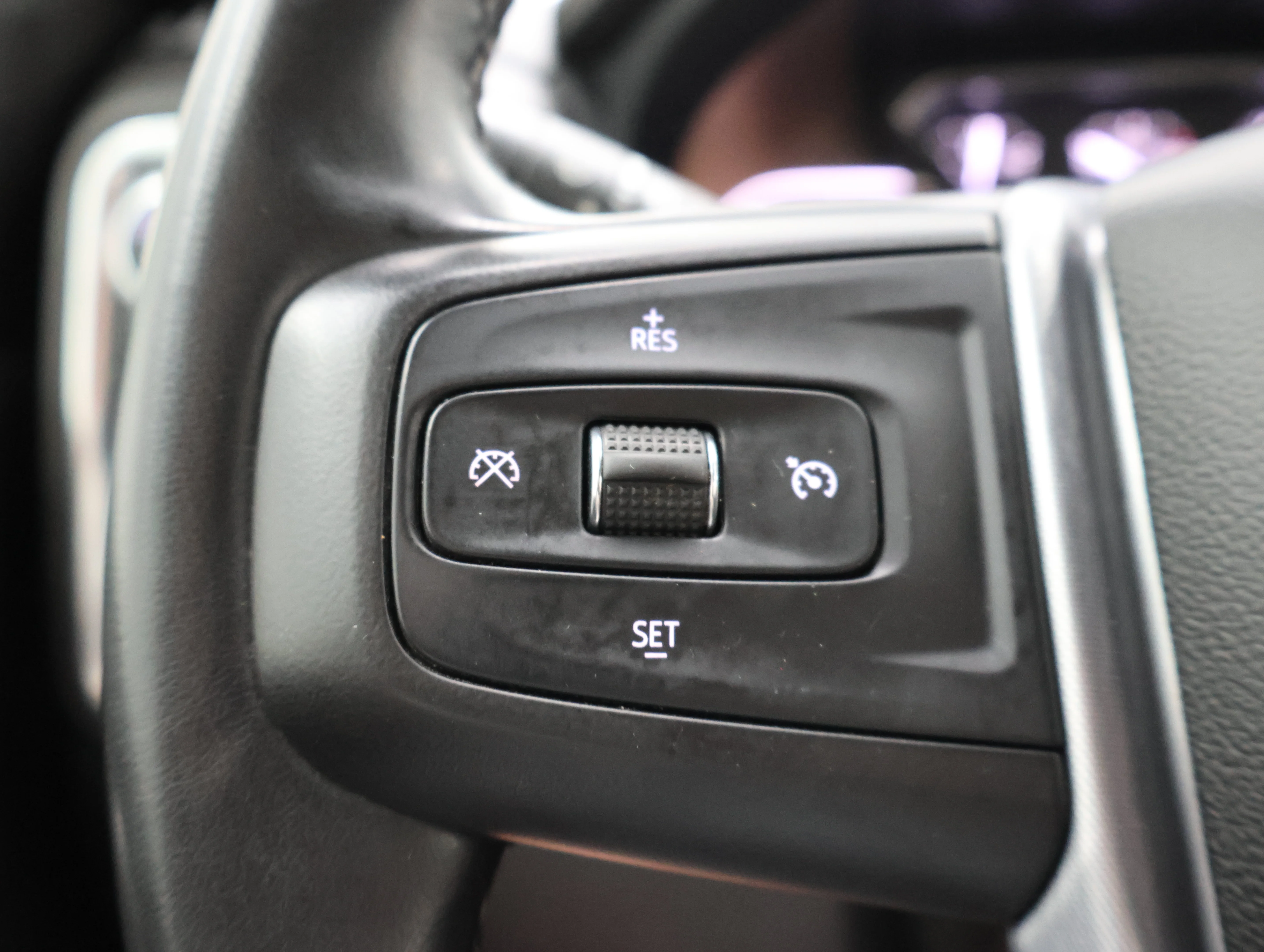 Used 2023 Pacific Blue Metallic GMC SLE image 15