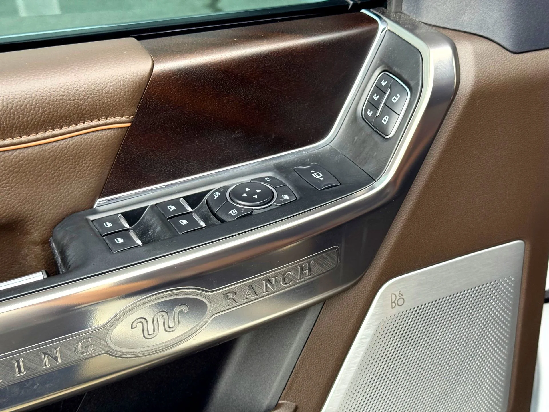 Used 2024  Ford King Ranch image 15