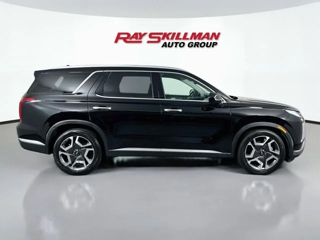 Used 2023 Black Hyundai Limited image 8