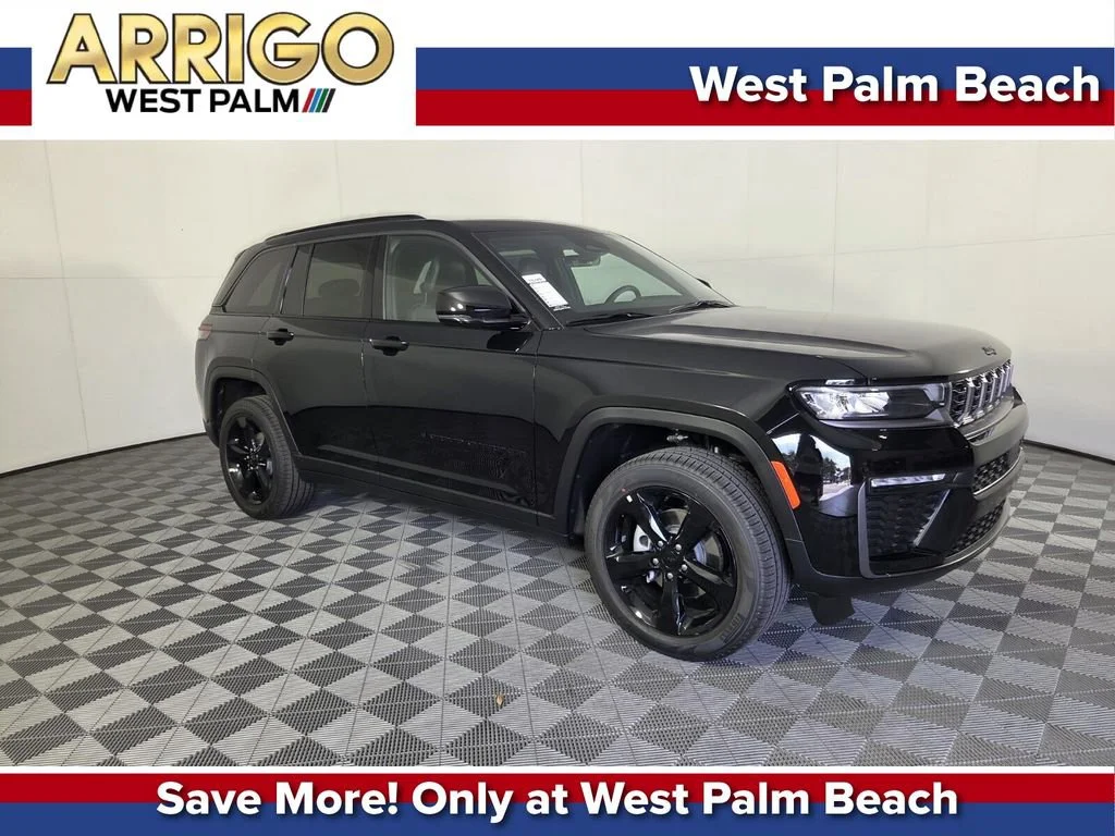 New 2026 Diamond Black Crystal Pearlcoat Jeep Limited image 1