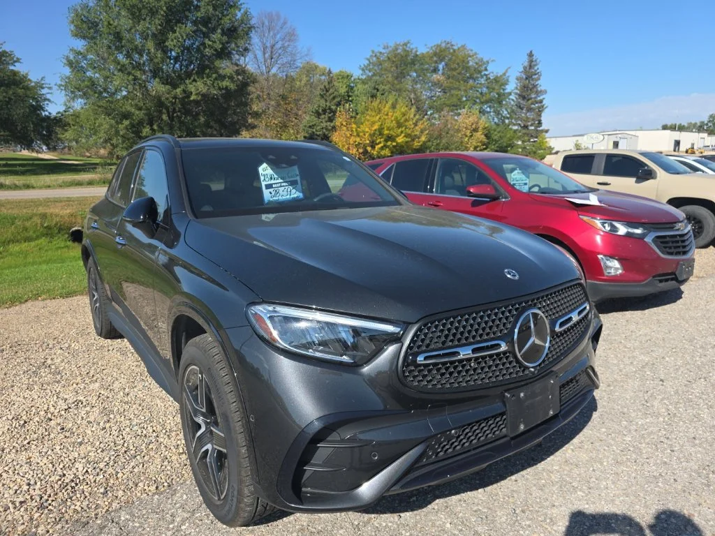 2023 Mercedes-Benz GLC 300