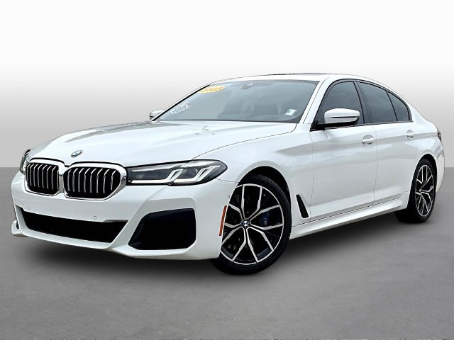 Used 2023 White BMW 540i image 3