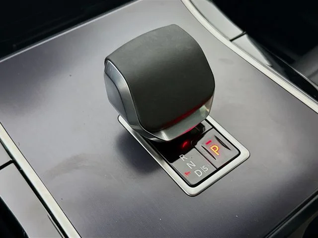 Certified Used 2026 Gray Land Rover Dynamic SE image 19