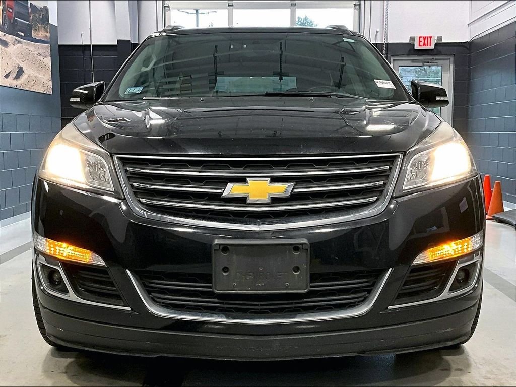 Used 2016 Chevrolet Traverse 2LT with VIN 1GNKVHKD3GJ313466 for sale in Swanzey, NH