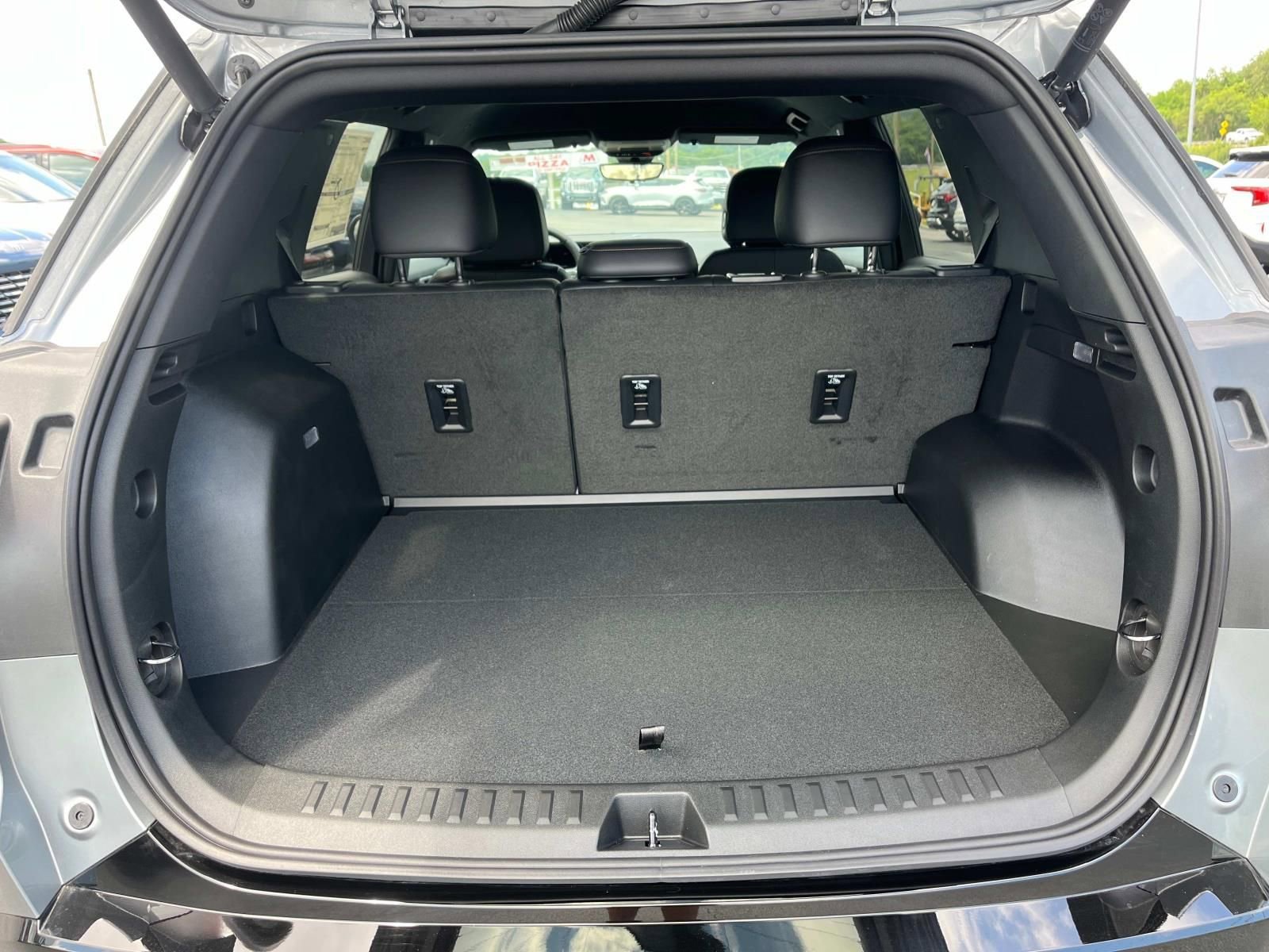 2026 GMC Terrain AT4 - Photo 19