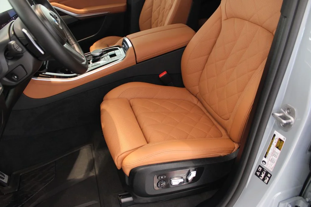 New 2026 Brooklyn Grey Metallic BMW xDrive40i image 9