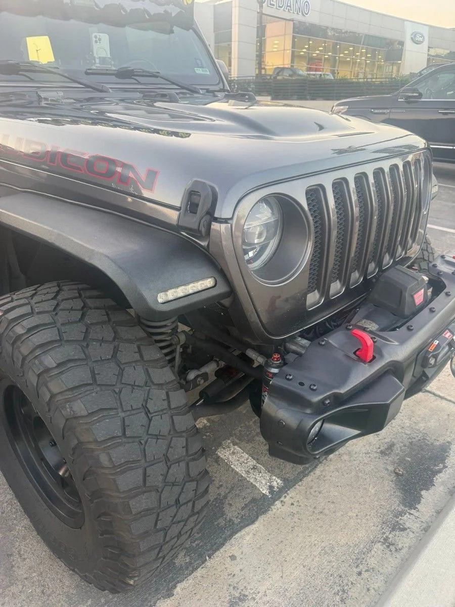 Used 2018 Gray Jeep Unlimited Rubicon image 3