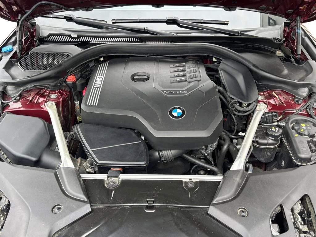 Used 2023 Red BMW 530i image 14
