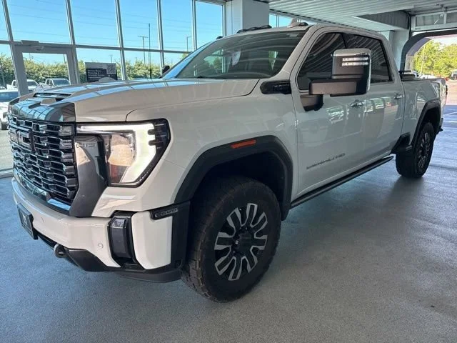 Used 2024 Summit White GMC Denali Ultimate image 3