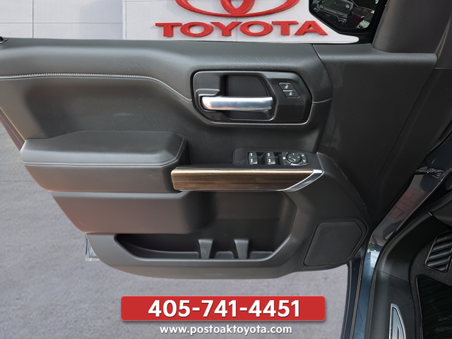Used 2021 Gray Chevrolet RST image 12