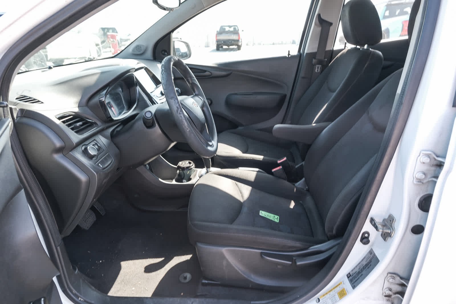 Used 2017 Summit White Chevrolet LS image 18