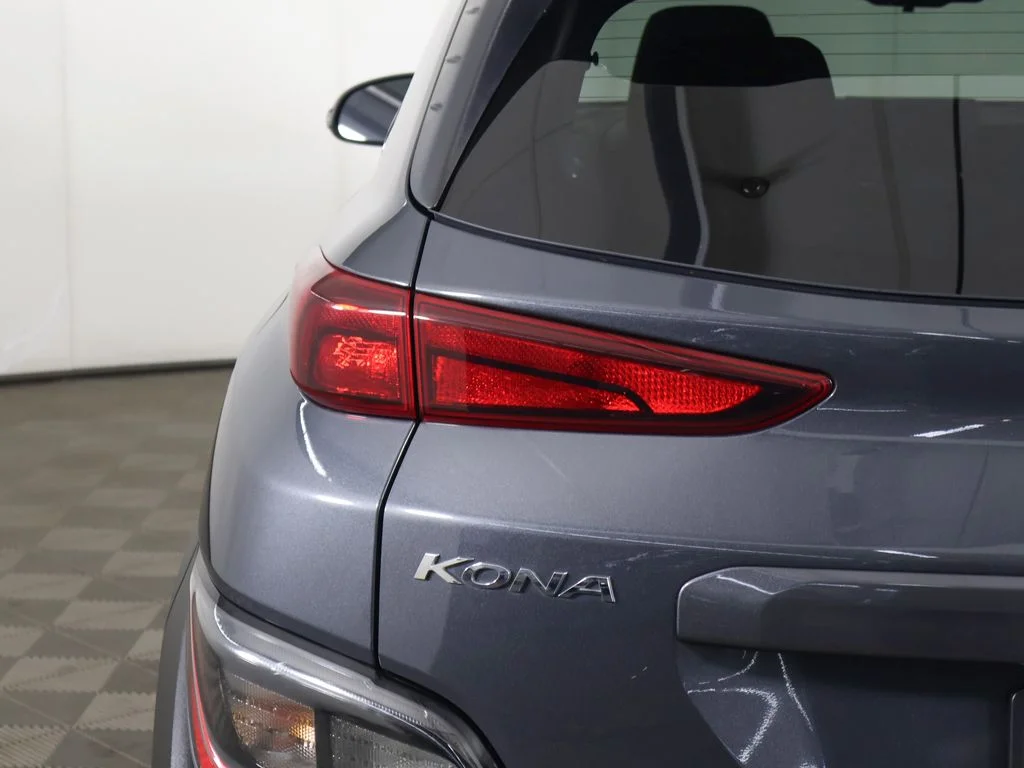 Used 2022 Gray Hyundai SEL image 16