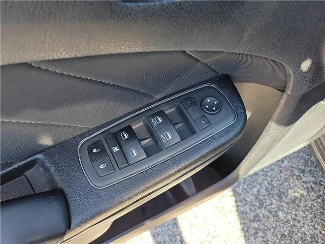 Used 2022 Gray Dodge SXT Rear-Wheel Drive image 11
