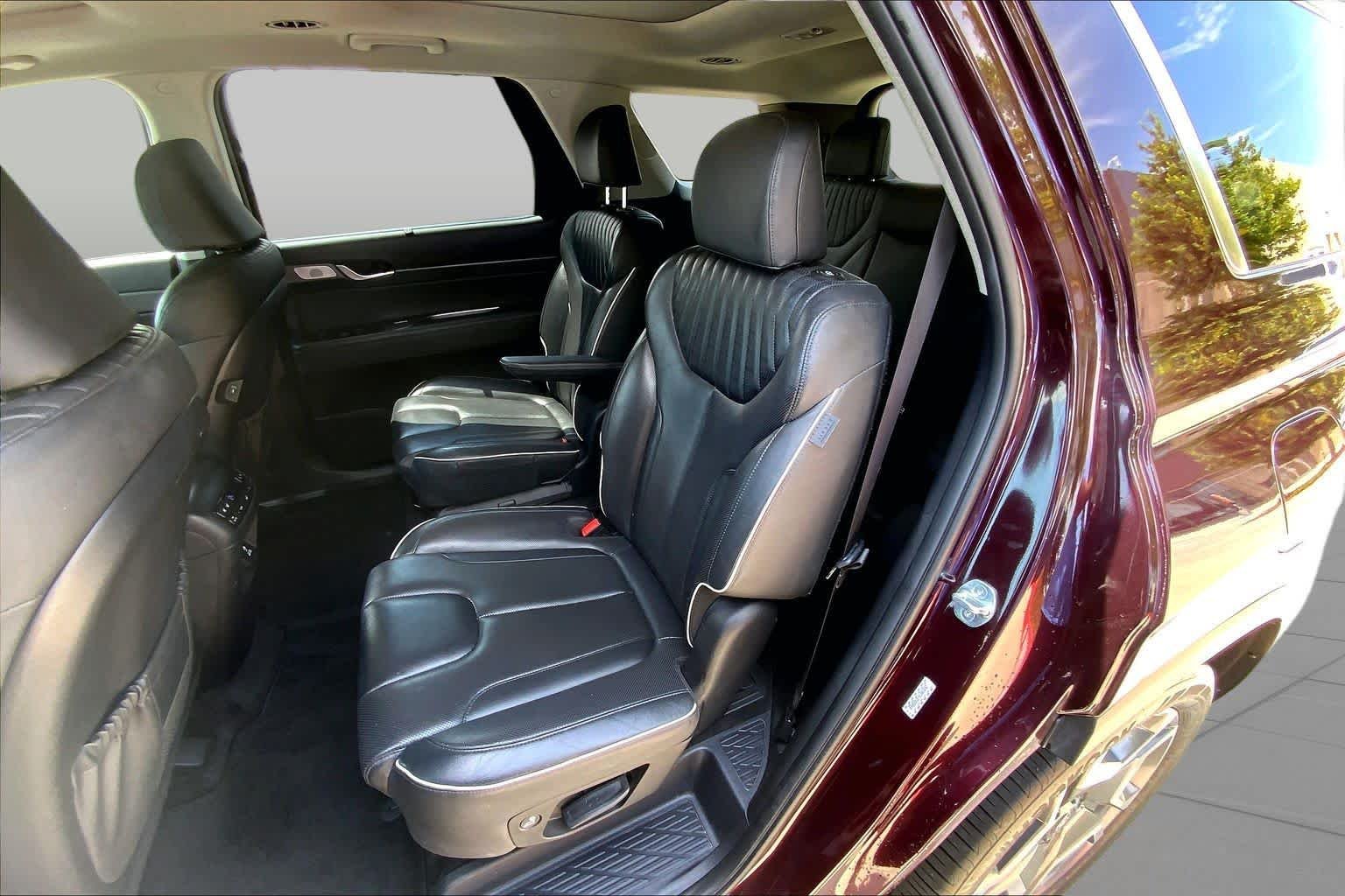 Certified Used 2023 Sierra Burgundy Hyundai Limited image 21