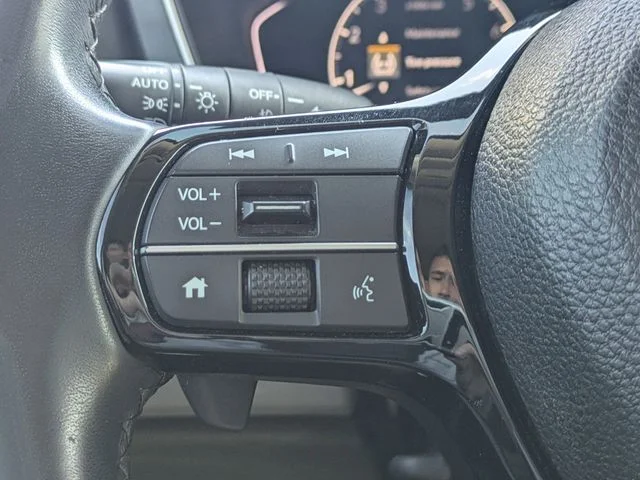 Used 2023  Honda Touring image 25