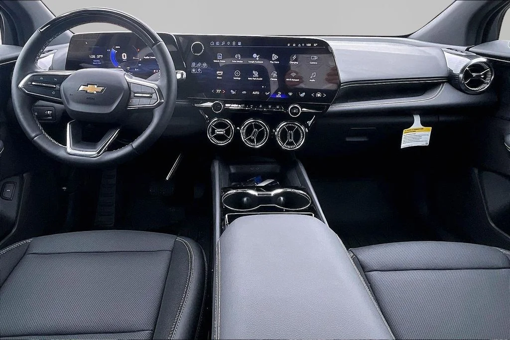 New 2025 Sterling Gray Metallic Chevrolet LT image 6