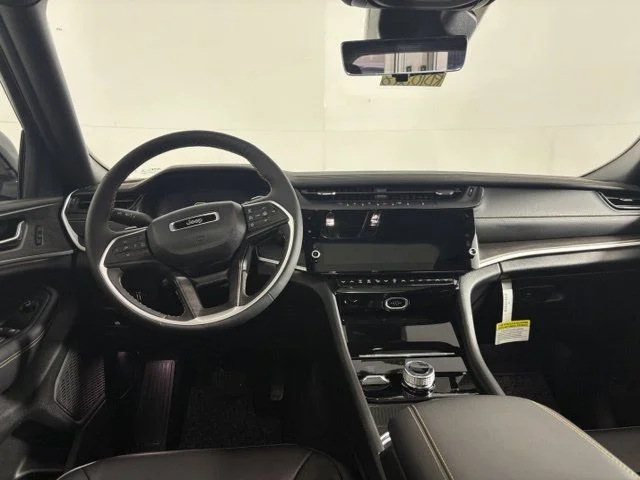 New 2026 Silver Jeep  image 30