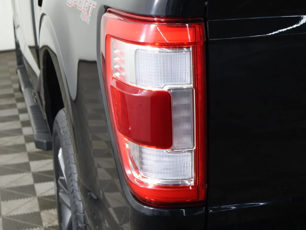 Used 2023 Agate Black Metallic Ford Lariat image 19
